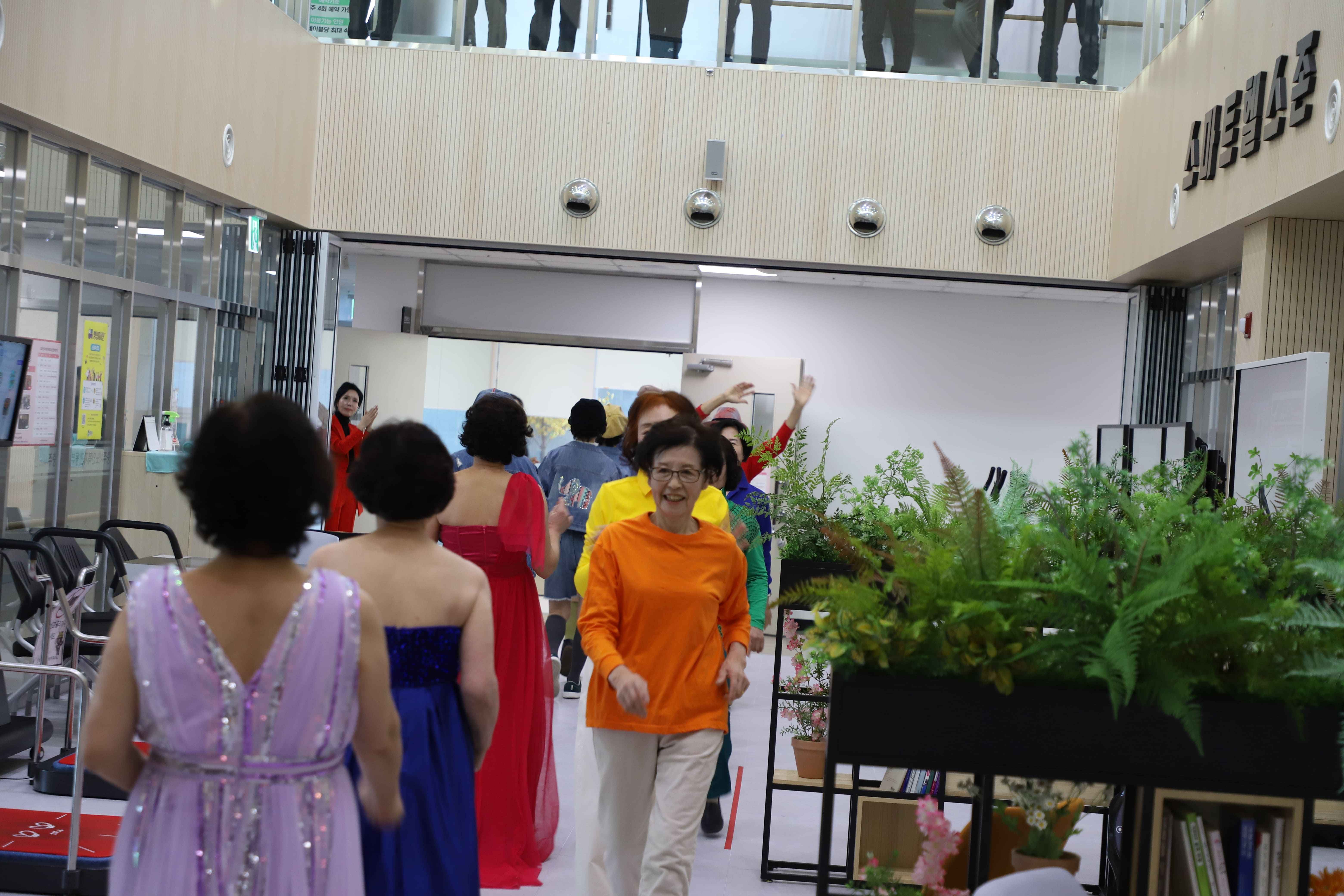 KakaoTalk_20251204_130424514_12.jpg